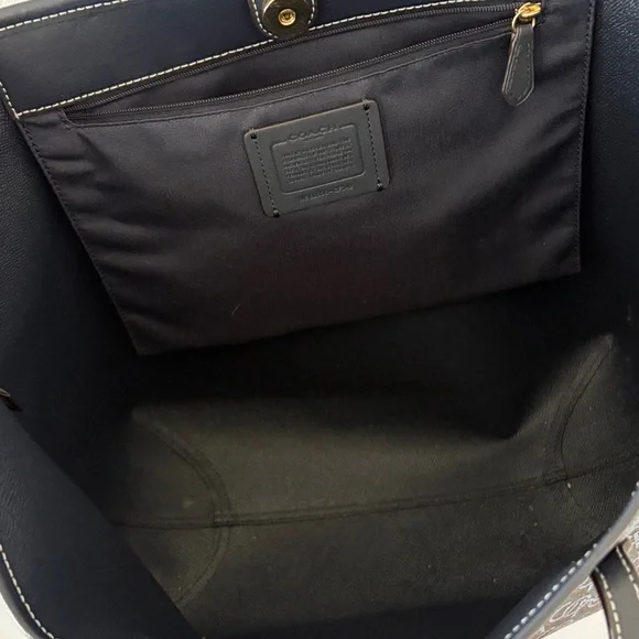 Coach City Tote with Monogram - Picture 4 of 5